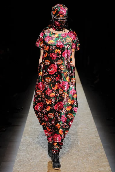 Look 23